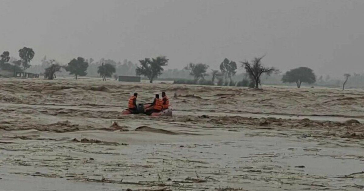 পাকিস্তানে বর্ষায় ২৪ ঘণ্টায় ৬৩ জনের মৃত্যু, পাঞ্জাবে জরুরি অবস্থা জারি