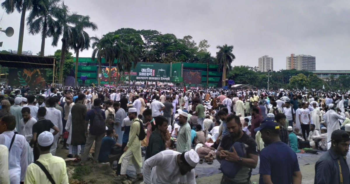 জামায়াতের সমাবেশ: সোহরাওয়ার্দী উদ্যানে আসতে শুরু করেছেন নেতাকর্মীরা
