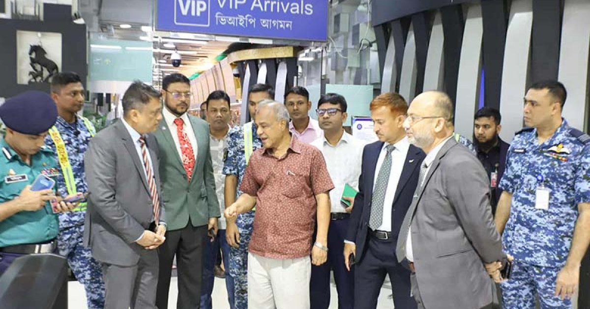 গোপালগঞ্জের ঘটনায় প্রয়োজনে মরদেহ কবর থেকে তোলা হবে: স্বরাষ্ট্র উপদেষ্টা