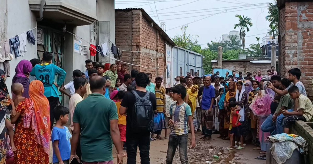 গাজীপুরে তালাবদ্ধ ঘর থেকে কারখানা কর্মকর্তার রক্তাক্ত লাশ উদ্ধার