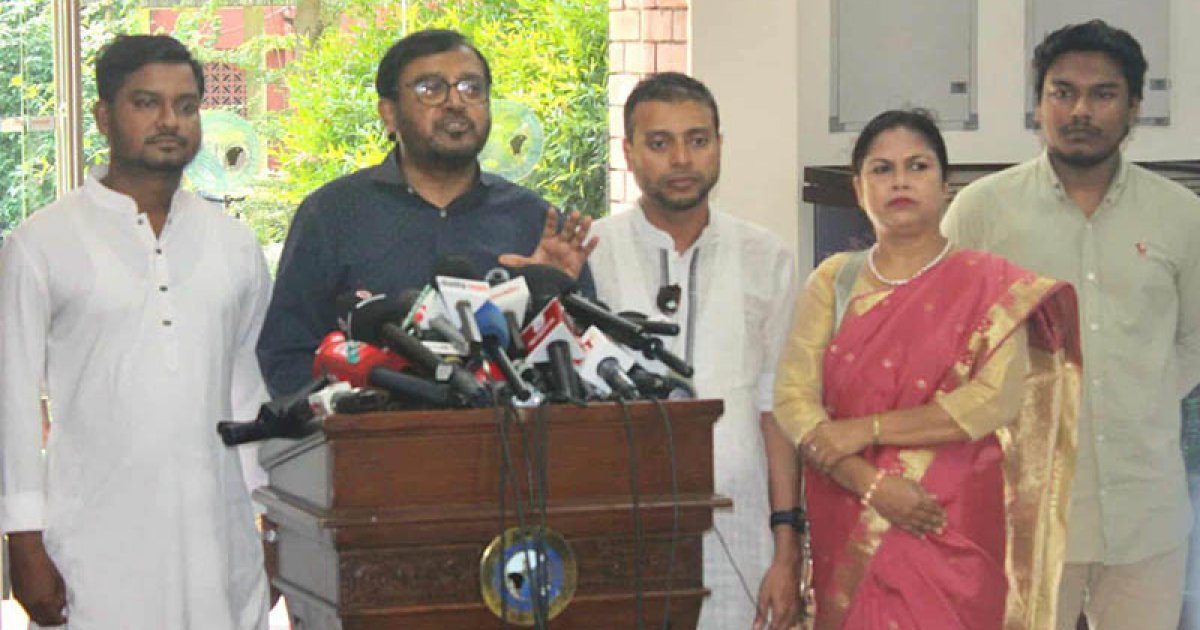 অবিলম্বে জুলাই সনদের খসড়া উপস্থাপনের আহ্বান মজিবুর রহমান মঞ্জুর