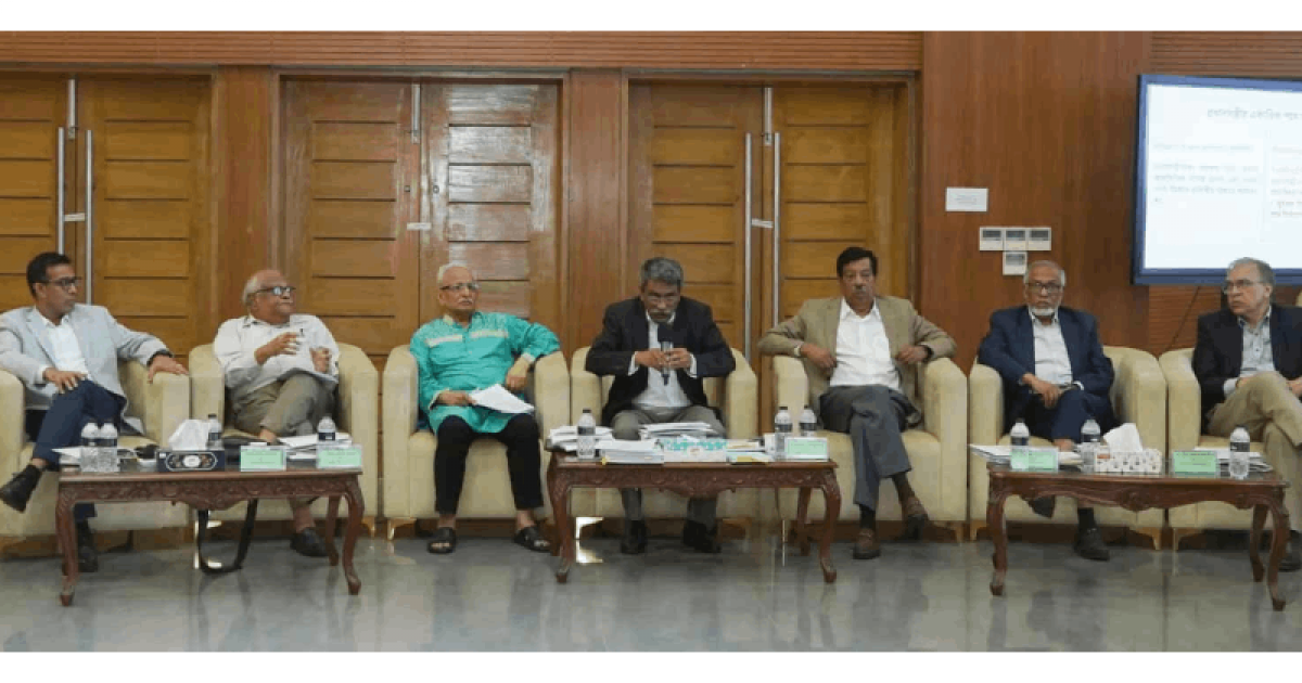 দলীয় প্রধান প্রধানমন্ত্রী হতে পারবেন না, রাজনৈতিক দলকে ঐকমত্য কমিশন