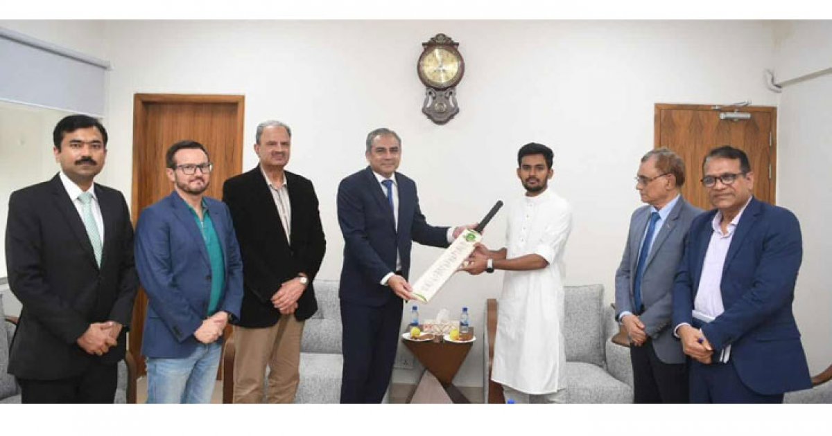 ক্রীড়া উপদেষ্টার সঙ্গে এসিসি সভাপতির সাক্ষাতে হকি ও কাবাডি নিয়েও আলোচনা