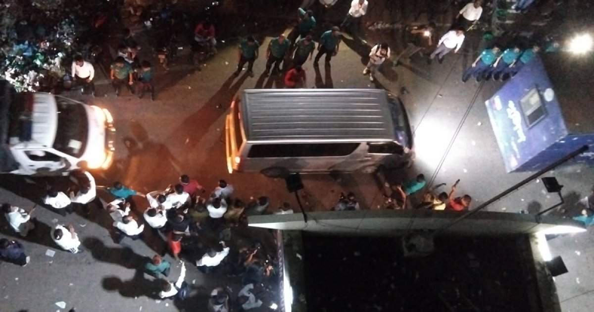 আদালতে সাবেক প্রধান বিচারপতি এ বি এম খায়রুল হক