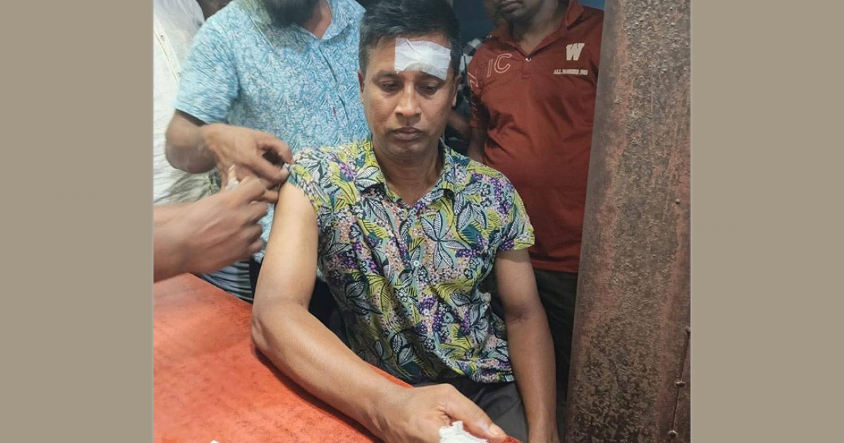 থানায় ঢুকে পুলিশের রাইফেল ছিনিয়ে নেওয়ার চেষ্টা, ছুরিকাঘাতে এসআই আহত