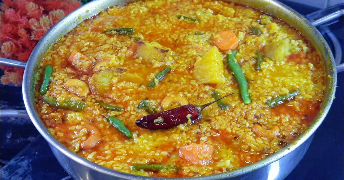 দারুণ স্বাদের নিরামিষ খিচুড়ি রান্নার রেসিপি জেনে নিন