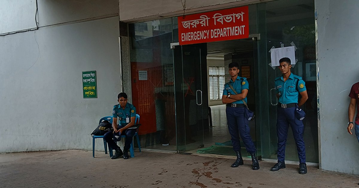 বার্ন ইনস্টিটিউট থেকে বাড়ি ফিরলেন একজন, আইসিইউতে ২