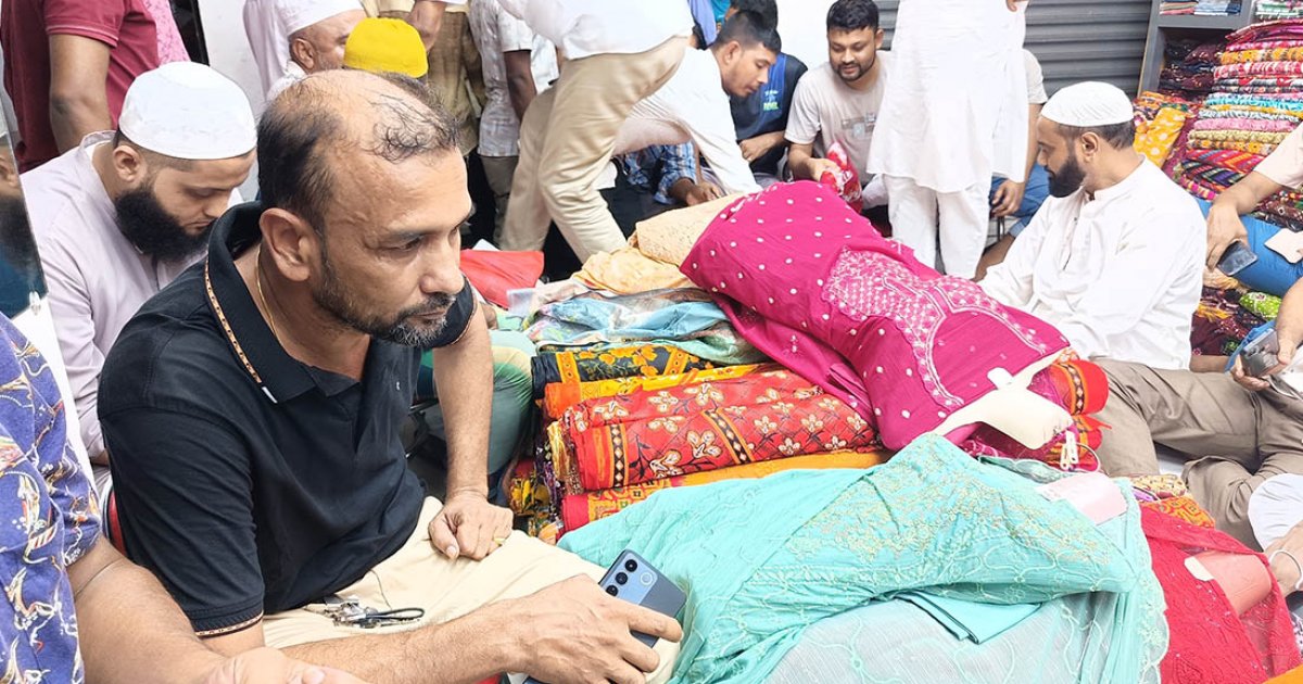 বরগুনায় সমন্বয়ক পরিচয়ে ব্যবসায়ীর ওপর হামলা