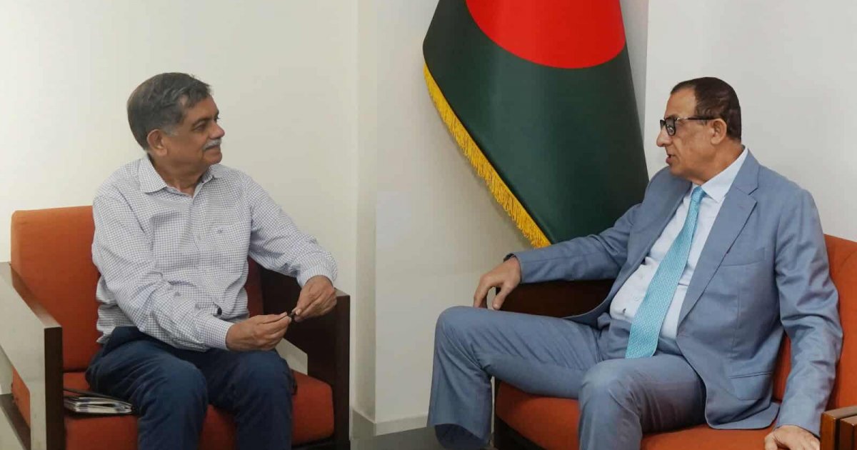 বাংলাদেশ থেকে চিকিৎসক হয়ে গাজায় আহতদের সেবা দিচ্ছেন ৪১ ফিলিস্তিনি
