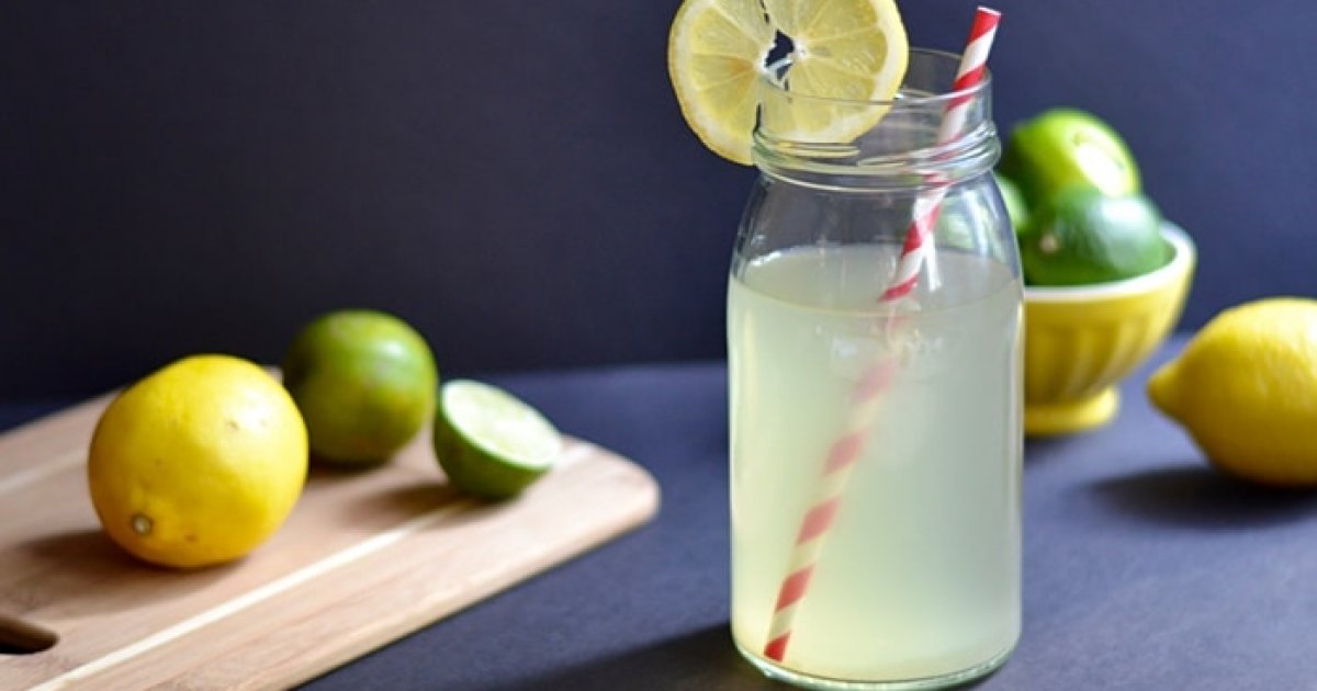 এই ৪ প্রাকৃতিক ইলেক্ট্রোলাইট পানীয় তৈরি করে ফেলতে পারেন নিজেই