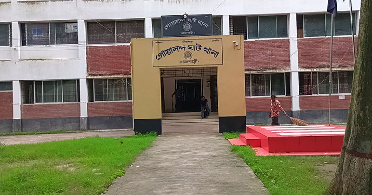পার্কে বেড়াতে যাওয়া দুই জনকে সংঘবদ্ধ ধর্ষণ, গ্রেফতার ৩