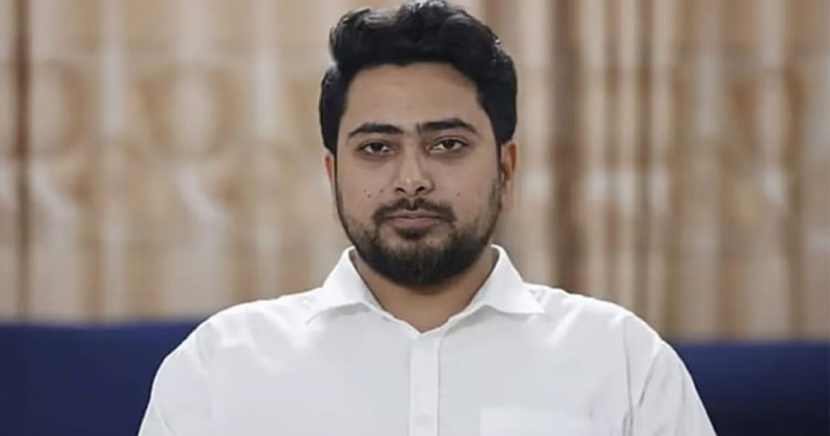 আন্দোলনকারীদের রাজাকারের বাচ্চা-নাতিপুতি বলে আক্রমণের বৈধতা দেওয়া হয়: নাহিদ