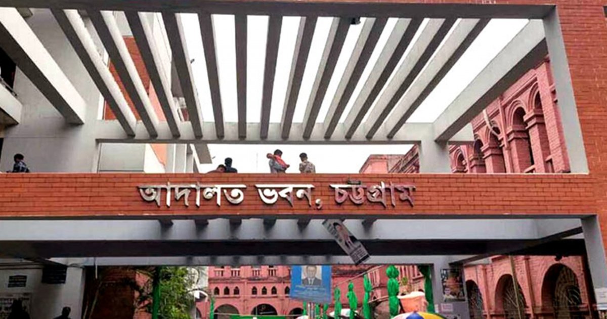 ‘২ লাখ টাকা’ না পেয়ে ইয়াবা দিয়ে ফাঁসানোর মামলা, দুই পুলিশ সাময়িক বরখাস্ত