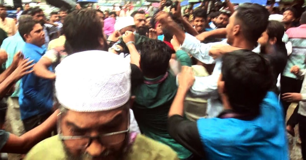 এবার আন্দোলনকারীদের বিরুদ্ধে আন্দোলনে নেমেছেন চিকিৎসক-নার্সরা