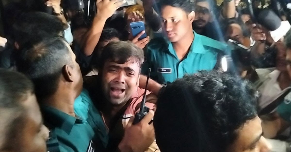 ধানমন্ডি ৩২ নাম্বারে আ.লীগ কর্মী সন্দেহে আটক ৩