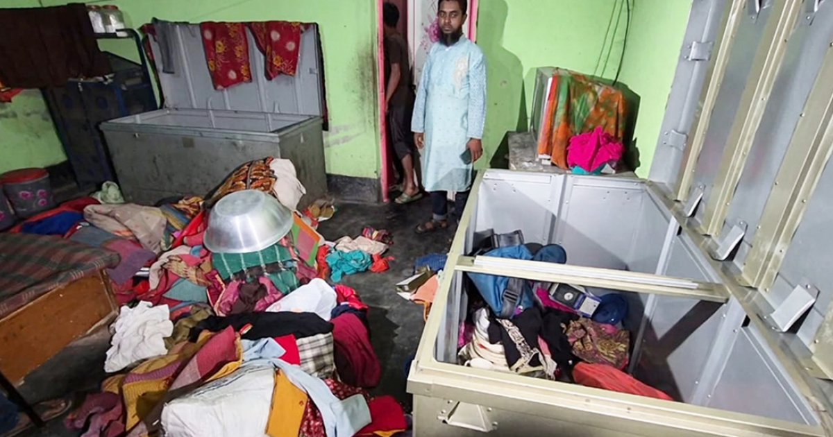 ভাড়া নেওয়ার নামে বাড়িতে ঢুকে ডাকাতি ও বৃদ্ধাকে হত্যার অভিযোগ