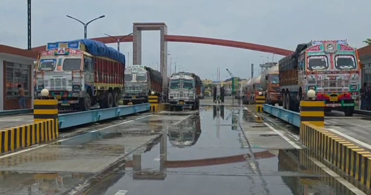 ভারত থেকে এসেছে আরও ৫২৫ মেট্রিক টন চাল