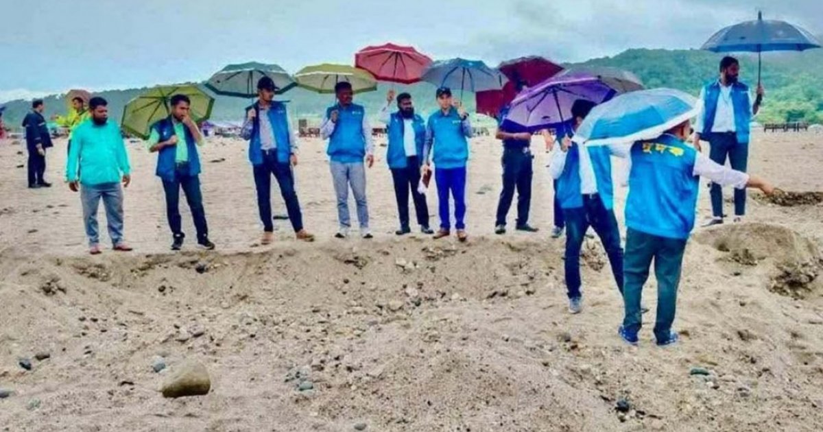 দুদকের তালিকায় ২ নেতার নাম, প্রতিবাদে মানববন্ধন ডেকে স্থগিত করলো এনসিপি