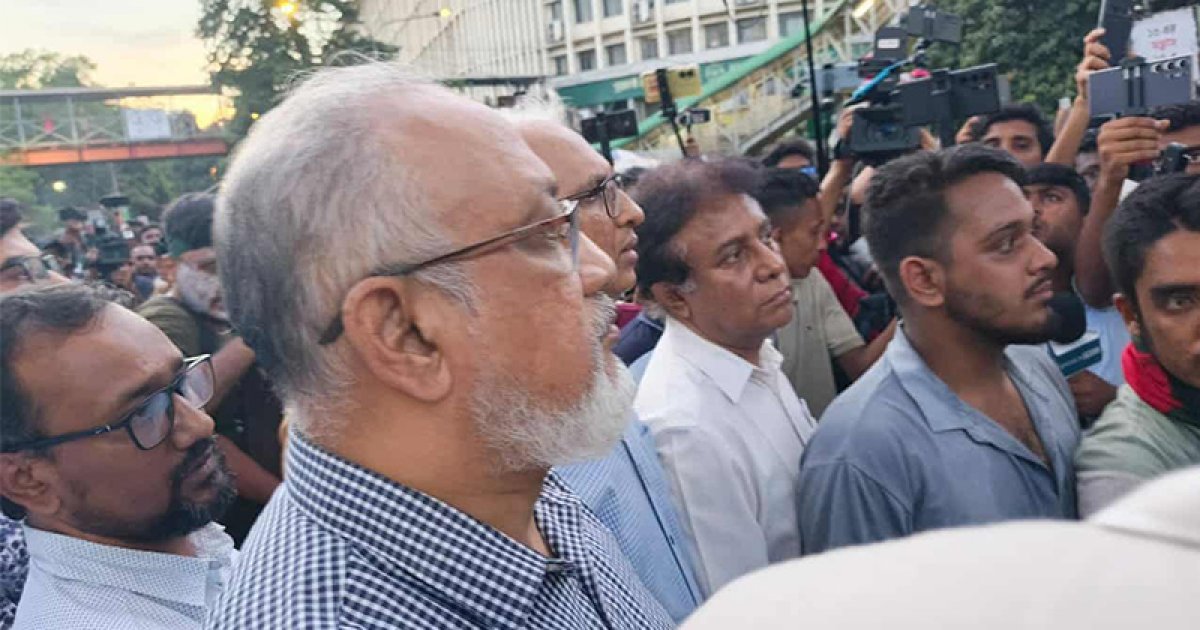 শিক্ষার্থীদের ওপর লাঠিচার্জ বরদাস্ত করা যায় না: বুয়েট ভিসি
