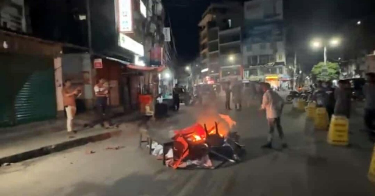 রাজশাহীতে জাতীয় পার্টির কার্যালয়ে হামলা-ভাঙচুর