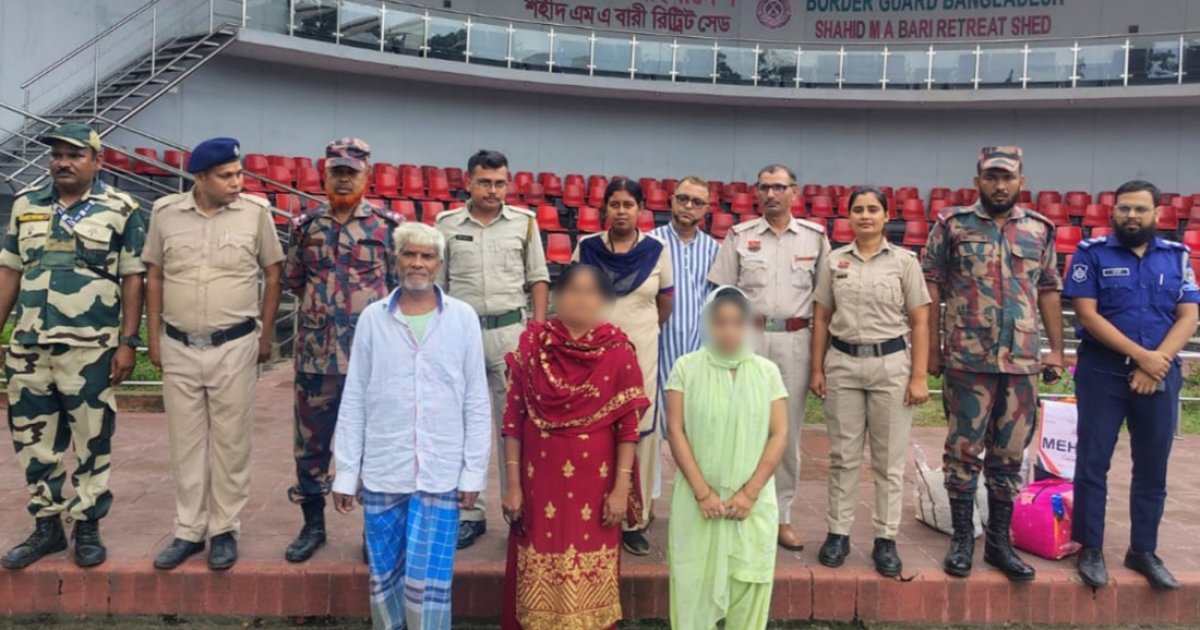 সাজাভোগ শেষে ভারত থেকে দেশে ফিরলেন তিন বাংলাদেশি