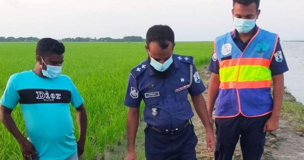 ধানক্ষেতে হাত-পা ও মাথাবিহীন লাশ, পরিচয় জানা যায়নি