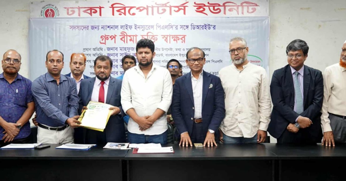 সাংবাদিকদের কল্যাণে শুধু সরকারি উদ্যোগই যথেষ্ট নয়: তথ্য উপদেষ্টা