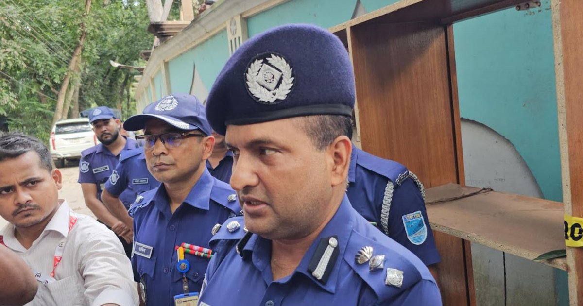 নুরাল পাগলার দরবারে হামলায় প্রকৃত অপরাধীদের গ্রেফতার করা হবে: অতিরিক্ত ডিআইজি
