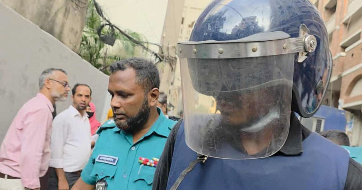 ঢাকা বিশ্ববিদ্যালয়ে গ্রেফতার ভুয়া সাংবাদিক জাহিদ কারাগারে