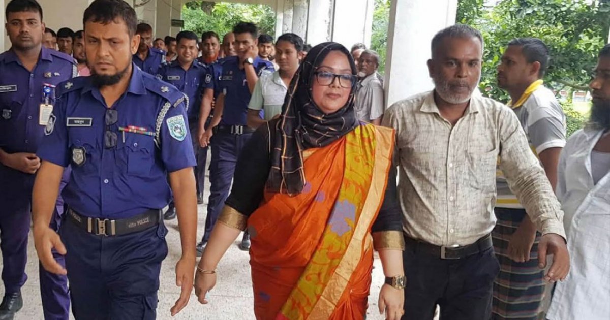 সাংবাদিক আরিফকে নির্যাতন: সাবেক ডিসি সুলতানা চাকরি থেকে বরখাস্ত