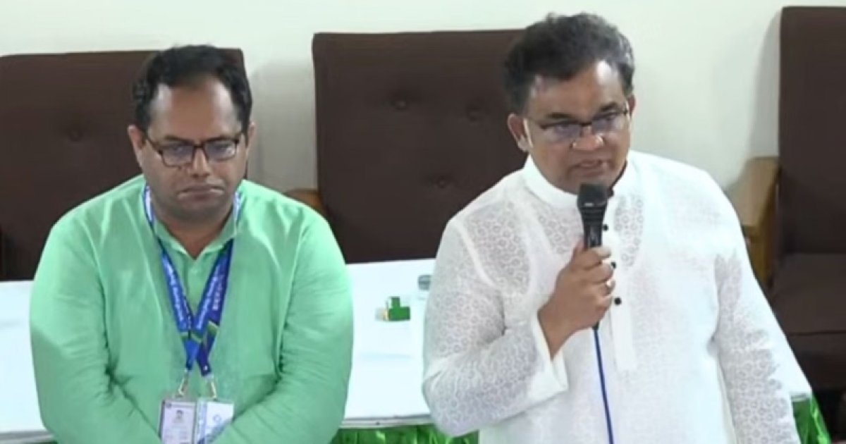 অমানবিক পরিশ্রম করতে হচ্ছে, এ কষ্ট ইতিহাস হয়ে থাকবে: জাবি উপাচার্য