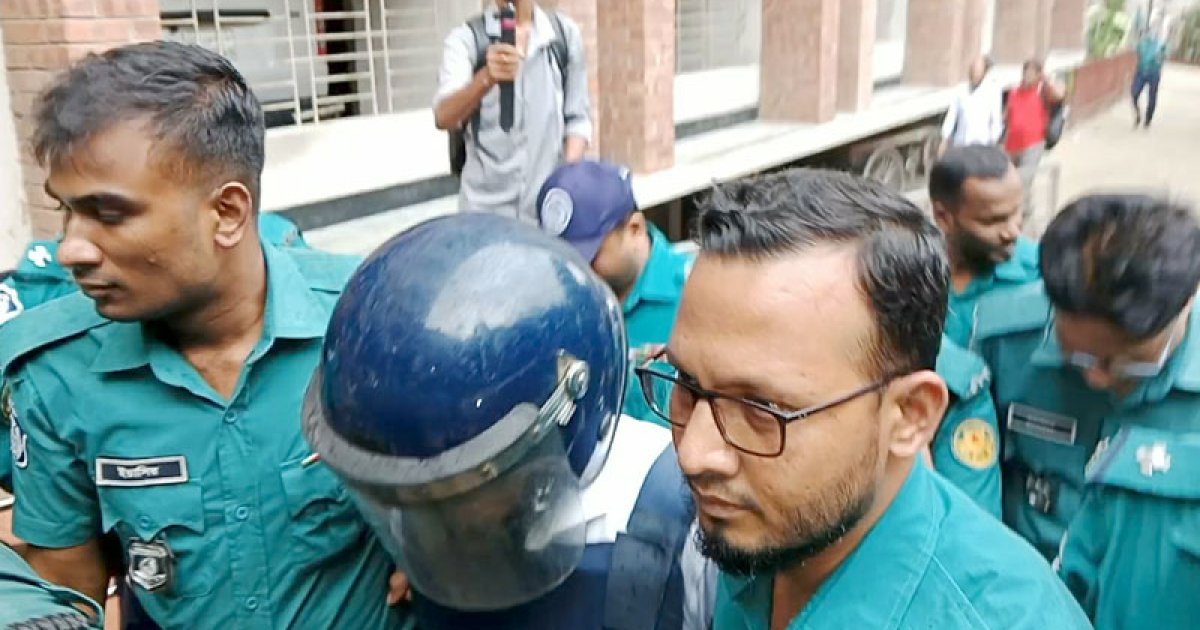 ‘অন্তর্বর্তী সরকারকে উৎখাতের’ অভিযোগ: মার্কিন নাগরিক এনায়েত রিমান্ডে