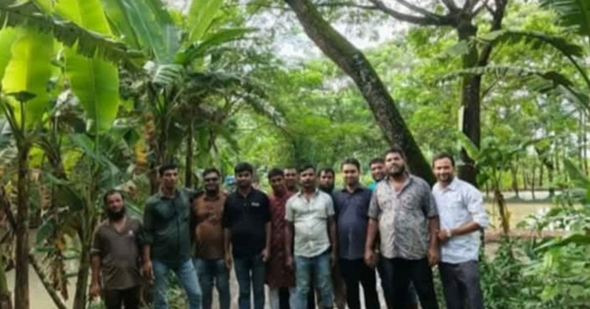 দাওয়াত না দেওয়ায় মাদ্রাসার অনুষ্ঠানের সব খাবার খেয়ে গেলেন বিএনপির নেতাকর্মীরা