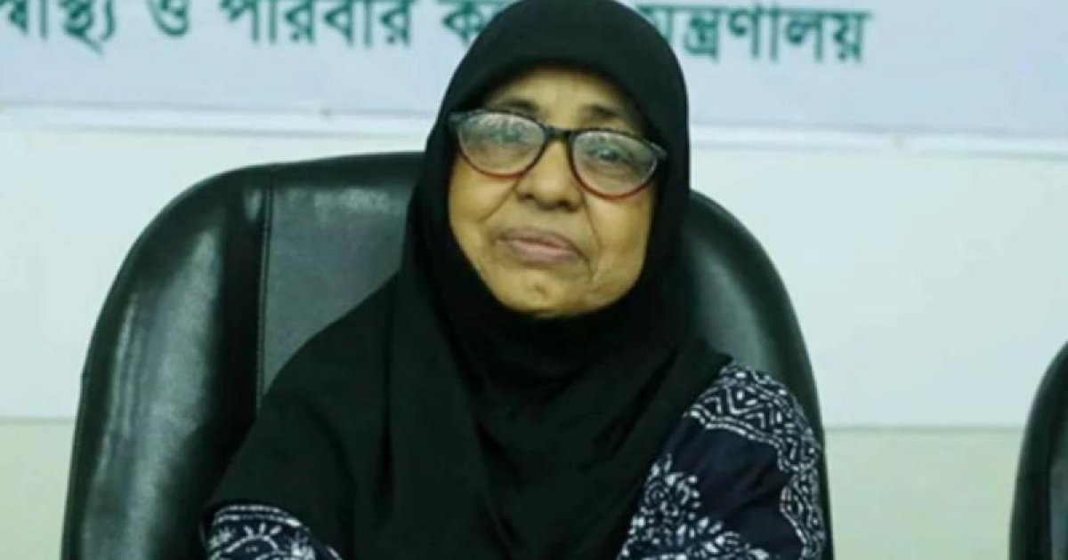 চিকিৎসার জন্য সিঙ্গাপুর গেলেন স্বাস্থ্য উপদেষ্টা