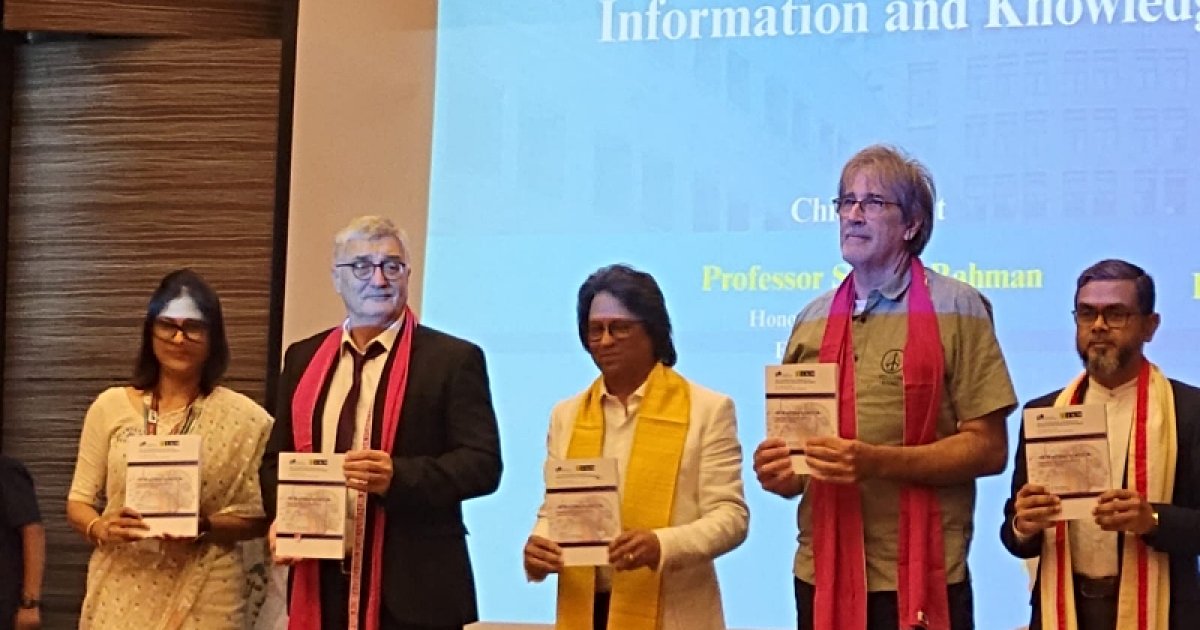 ইস্ট ওয়েস্ট ইউনিভার্সিটিতে ‘ইনফরমেশন অ্যান্ড নলেজ ম্যানেজমেন্ট’ সম্মেলন