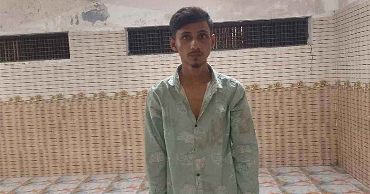কাওরান বাজারে নিষিদ্ধ ছাত্রলীগের ঝটিকা মিছিল, একজন গ্রেফতার