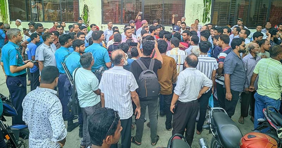 রংপুরে সাংবাদিক বাদলের ওপর হামলা, ২৪ ঘণ্টার আল্টিমেটাম