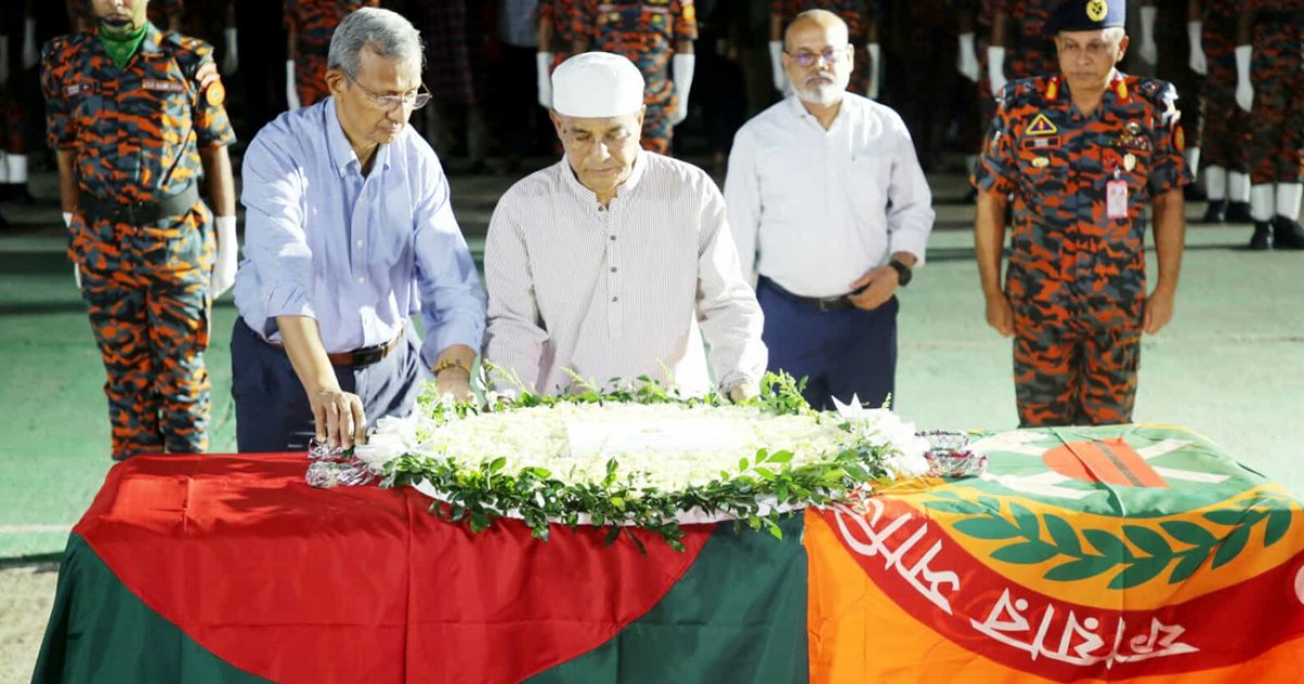 ফায়ারফাইটার শামীম আহমেদের জানাজা সম্পন্ন