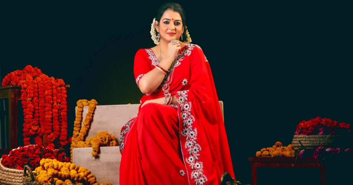 এই উৎসবে দেবলীনার সুরেলা ব্যস্ততা