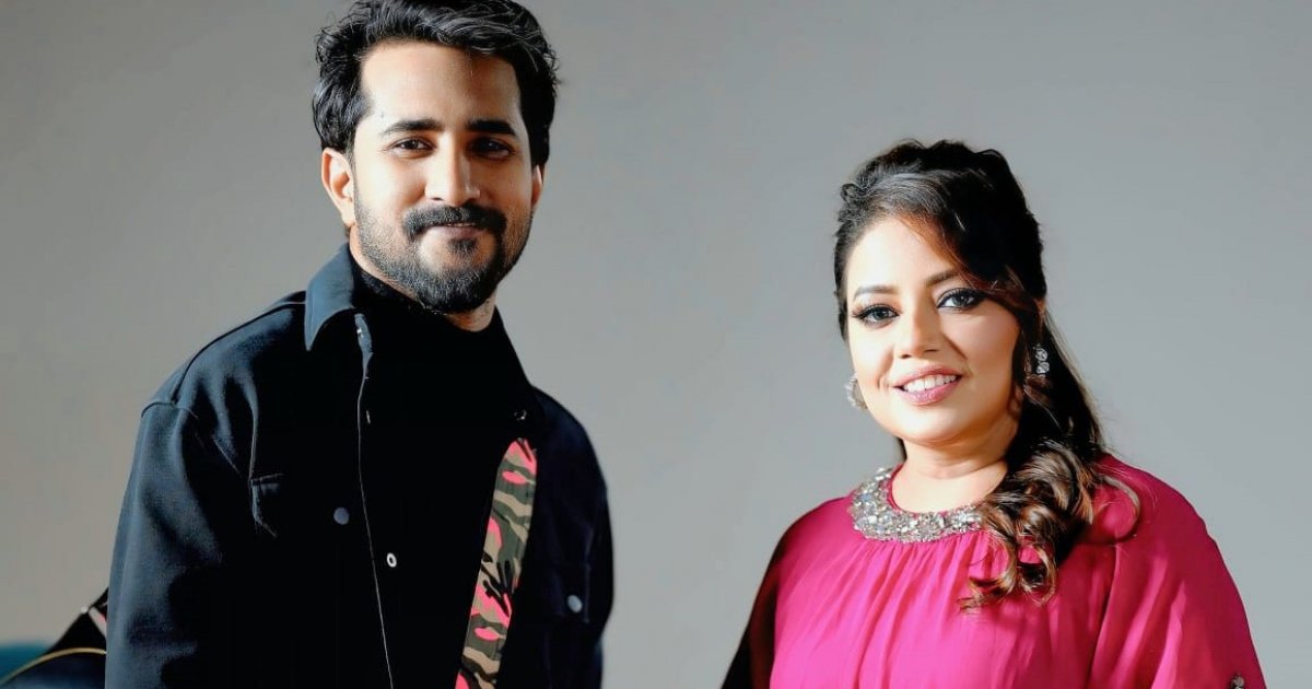 হাসিনের আয়োজনে ‘নীরবে’ কণা!