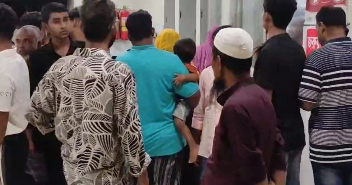 ভ্যান চুরির ঘটনায় সালিশ বৈঠকে দুই পক্ষের সংঘর্ষে নিহত ১, আহত ২০