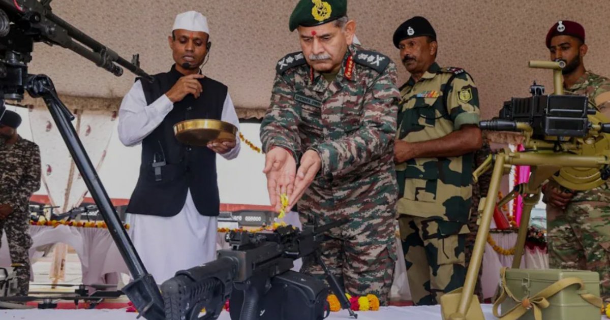 পাকিস্তানকে মানচিত্র থেকে মুছে দেওয়ার হুমকি ভারতীয় সেনাপ্রধানের
