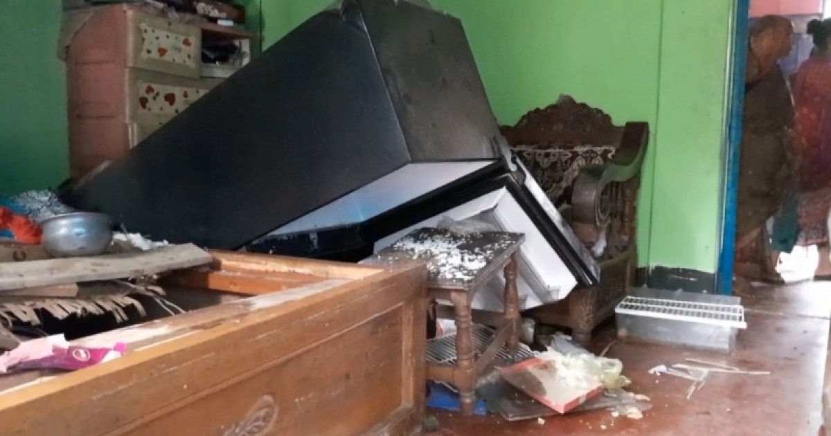 মাদকের টাকা ভাগাভাগি নিয়ে হামলা-ভাঙচুর, ৩০ লাখ টাকার মালামাল লুট