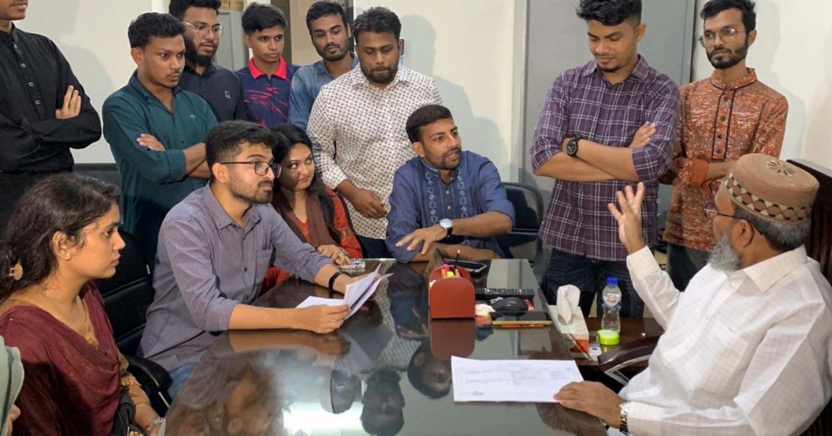 রাকসু নির্বাচনে আচরণবিধি লঙ্ঘনের পাল্টাপাল্টি অভিযোগ ছাত্রদল-শিবিরের
