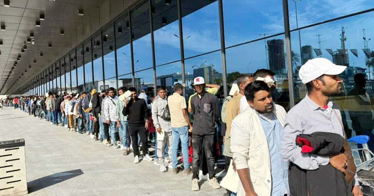 লিবিয়া থেকে সকালে দেশে ফিরবেন ৩০৯ বাংলাদেশি
