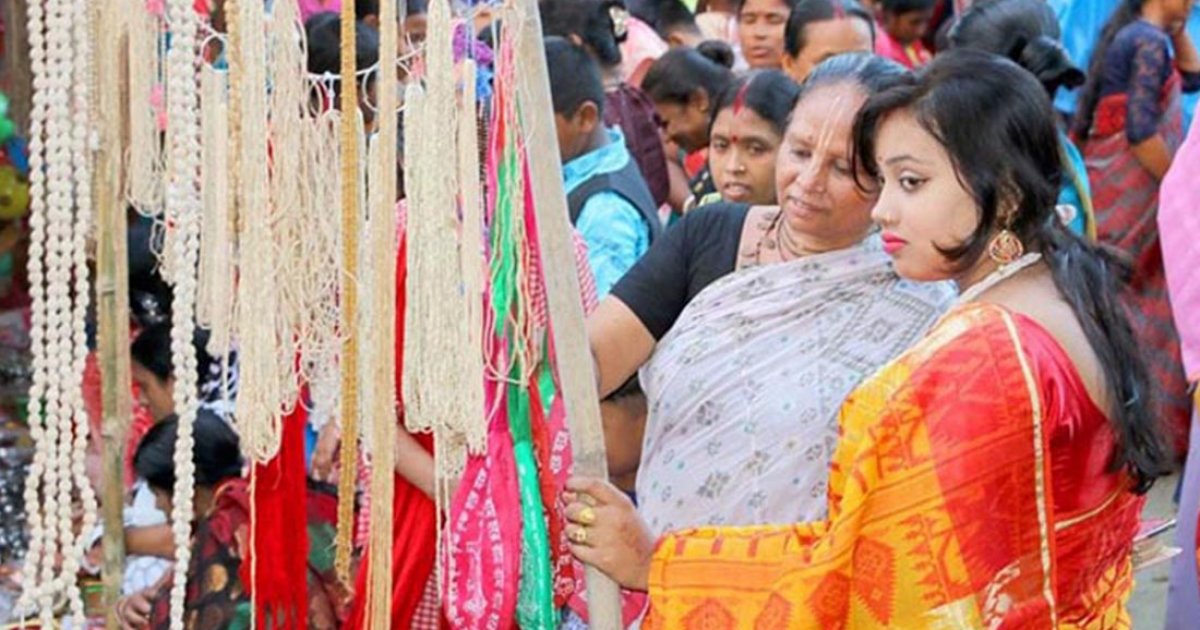 যে মেলা শুধুই নারীদের, যেখানে পুরুষ প্রবেশ নিষিদ্ধ