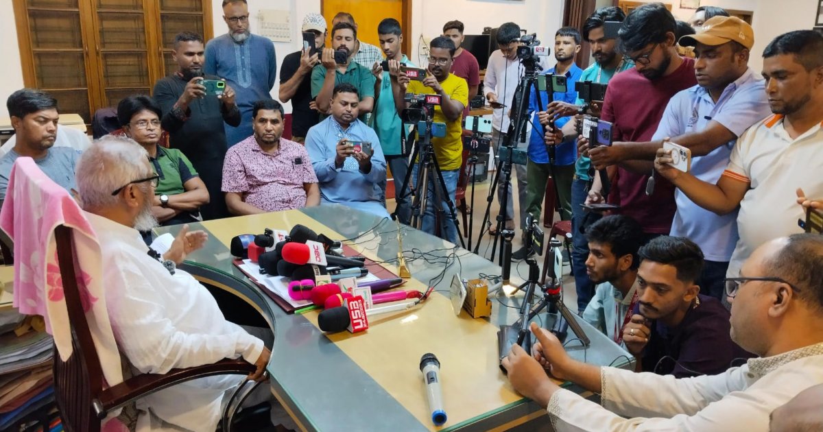 ‘ঢাকা-সিলেট মহাসড়কে ১৮-২০ ঘণ্টায় ঢাকায় পৌঁছাতে হয়’