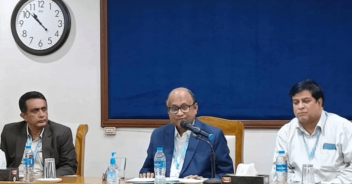 দুর্নীতিগ্রস্ত ব্যক্তিকে নির্বাচনে মনোনয়ন না দেওয়ার আহ্বান দুদক চেয়ারম্যানের