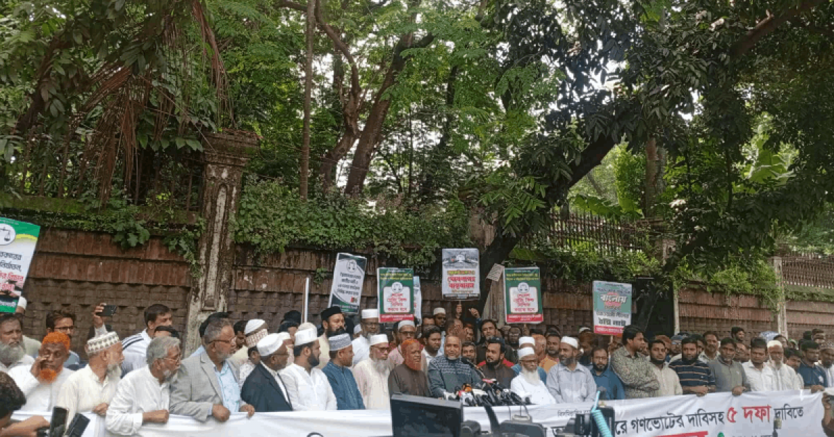 ‘কয়েকজন উপদেষ্টার অপকর্মের প্রমাণ আছে, সংশোধন না হলে নাম প্রকাশ করবো’