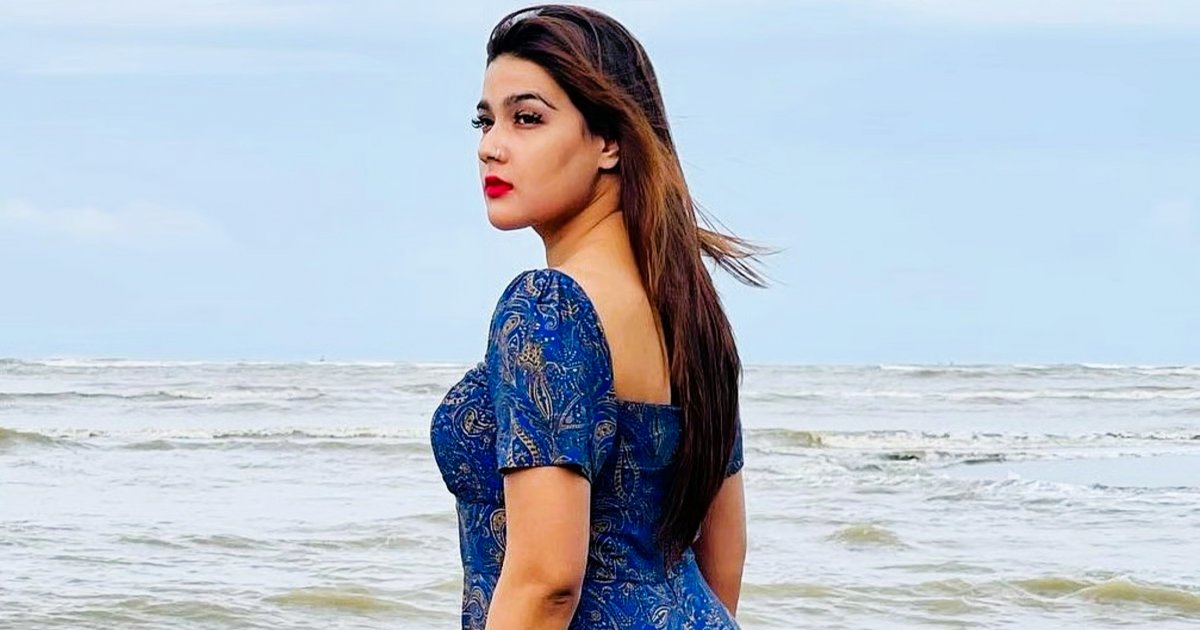 নায়কহীন নায়িকা!